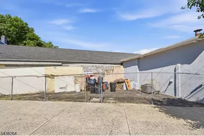 625 Springfield Ave, Newark, NJ 07103 - Photo 5
