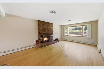 11 Koclas Dr, Netcong, NJ 07857 - Photo 5