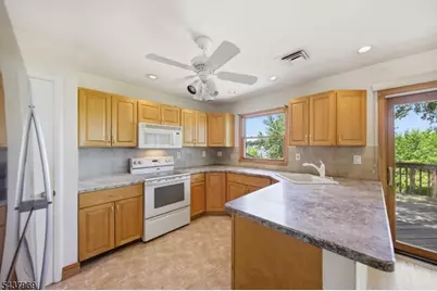 11 Koclas Dr, Netcong, NJ 07857 - Photo 9