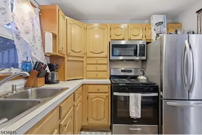 892 Gates St, Phillipsburg, NJ 08865 - Photo 13