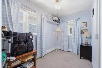 892 Gates St, Phillipsburg, NJ 08865 - Photo 15