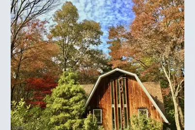 4 Pine Tree Ln, Chester, NJ 07930 - Photo 3
