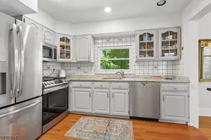 31 Macopin Ave, Montclair, NJ 07043 - Photo 7