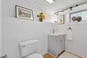 31 Macopin Ave, Montclair, NJ 07043 - Photo 23