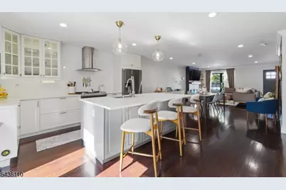 251 Mount Pleasant Ave, Newark, NJ 07104 - Photo 9