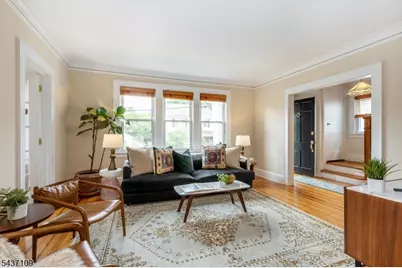 9 Amherst Ct, Maplewood, NJ 07040 - Photo 5