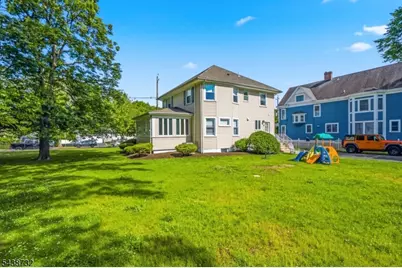 306 Walnut Ave, Cranford Township, NJ 07016 - Photo 5