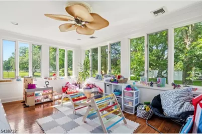 306 Walnut Ave, Cranford Township, NJ 07016 - Photo 19