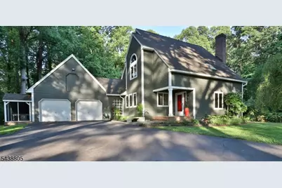 4 Deerwood Dr, Union Township, NJ 08809 - Photo 1