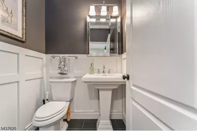 12 Wyckoff Rd, Bethlehem Township, NJ 08827 - Photo 9