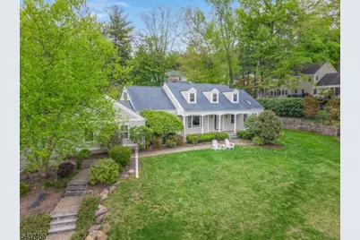 111 Westminster Rd, Chatham Township, NJ 07928 - Photo 5