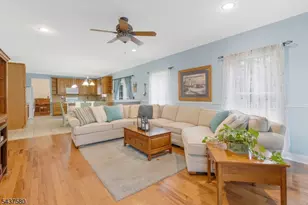 6 Varnon Ct, Hillsborough Township, NJ 08844 - Photo 15