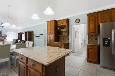 6 Varnon Ct, Hillsborough Township, NJ 08844 - Photo 11