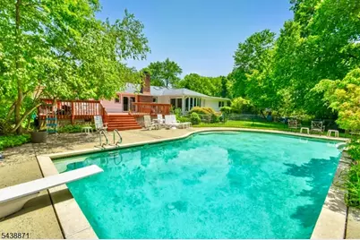 615 Lamanna Dr, River Vale Township, NJ 07675 - Photo 17