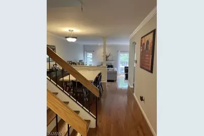 124 Hempstead Ct, Madison, NJ 07940 - Photo 5
