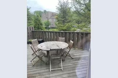124 Hempstead Ct, Madison, NJ 07940 - Photo 21