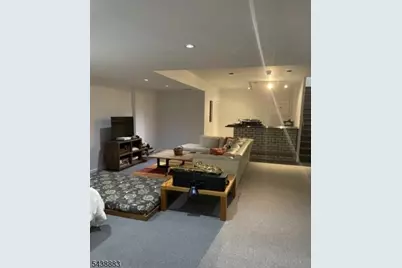 124 Hempstead Ct, Madison, NJ 07940 - Photo 19