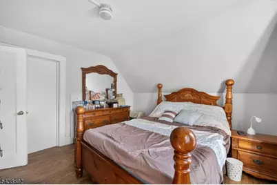 13 Sherman Pl, Clifton, NJ 07011 - Photo 17
