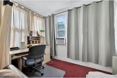 13 Sherman Pl, Clifton, NJ 07011 - Photo 7