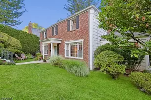 32 Undercliff Terrace, West Orange Township, NJ 07052 - Photo 3