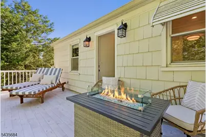 32 Undercliff Ter, West Orange Township, NJ 07052 - Photo 39