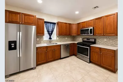 75 Eaton Pl, East Orange, NJ 07017 - Photo 7