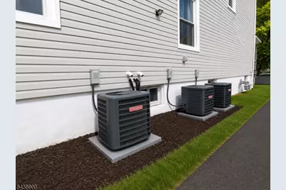 75 Eaton Pl, East Orange, NJ 07017 - Photo 11