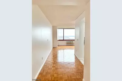 100 Old Palisade Rd #3513, Fort Lee, NJ 07024 - Photo 7