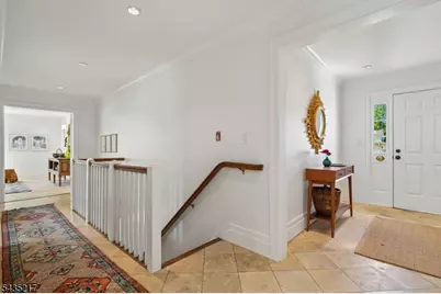 658 Ridgewood Rd #1, Maplewood Twp., NJ 07040 - Photo 3