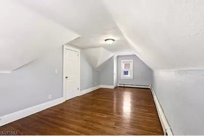 712 Sheridan Ave, Roselle, NJ 07203 - Photo 9