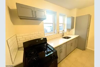 51 Myrtle Ave #3, Newark, NJ 07107 - Photo 9