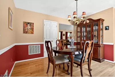 15 Hampton Ct, Bernards Township, NJ 07920 - Photo 3