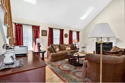 15 Hampton Ct, Bernards Township, NJ 07920 - Photo 7