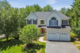 59 Ramapo Dr, Bernards Township, NJ 07920 - Photo 1