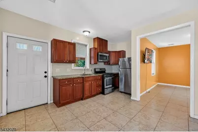 89 Watsessing Ave, Bloomfield, NJ 07003 - Photo 29