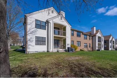 2706 Lighthouse Ln, Sayreville Boro, NJ 08859 - Photo 15