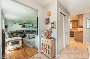 4 Hover Dr, Mount Arlington, NJ 07856 - Photo 5
