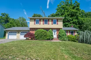4 Hover Dr, Mount Arlington, NJ 07856 - Photo 1