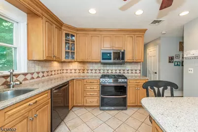 4 Hover Dr, Mount Arlington, NJ 07856 - Photo 11