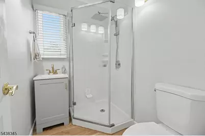 37 Glen Ct, North Plainfield, NJ 07063 - Photo 27