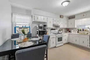 38 Rossiter Ave, Paterson, NJ 07502 - Photo 13