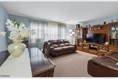38 Rossiter Ave, Paterson, NJ 07502 - Photo 11