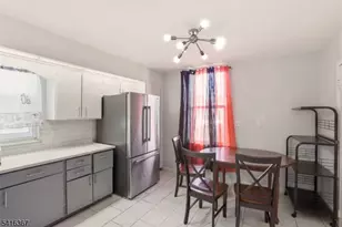 295 Old Bergen Rd, Jersey City, NJ 07305 - Photo 15