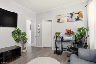 295 Old Bergen Rd, Jersey City, NJ 07305 - Photo 13