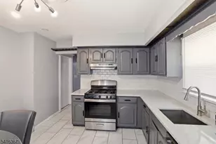 295 Old Bergen Rd, Jersey City, NJ 07305 - Photo 25