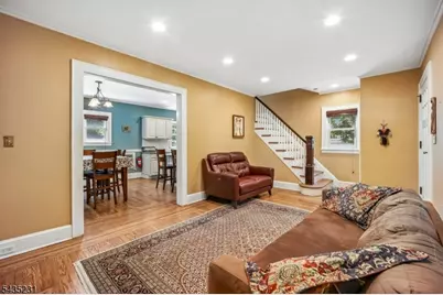 76 Meadowbrook Rd, Millburn, NJ 07078 - Photo 7
