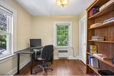 76 Meadowbrook Rd, Millburn, NJ 07078 - Photo 15