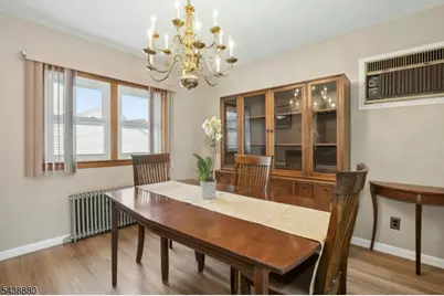 430 Myrtle Ave, Roselle Park, NJ 07204 - Photo 9