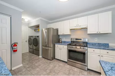 1006 Worthington Ct #1006, Denville, NJ 07834 - Photo 7