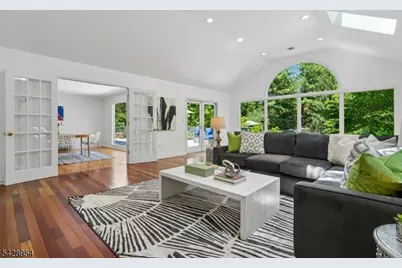 201 Parsonage Hill Rd, Millburn, NJ 07078 - Photo 19